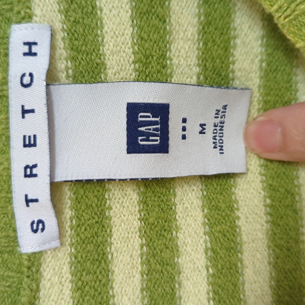 GAP Factory Women's Striped Sweater - Picture 6 of 8